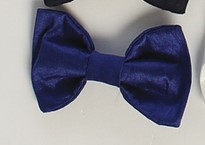 Pajarita de raso con clip