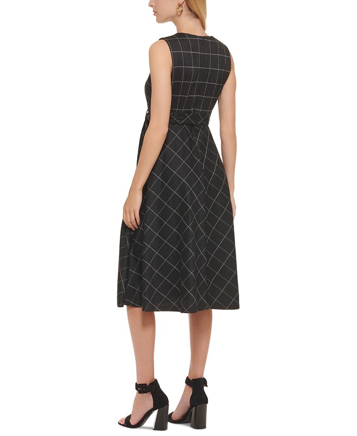 vestido con estampado a cuadros