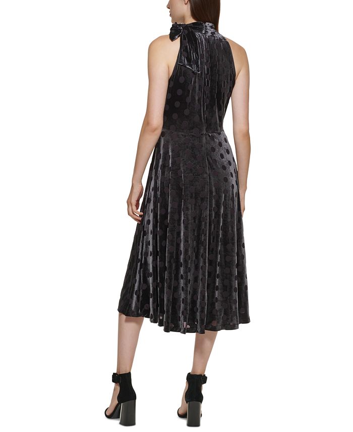 Vestido de terciopelo con lunares