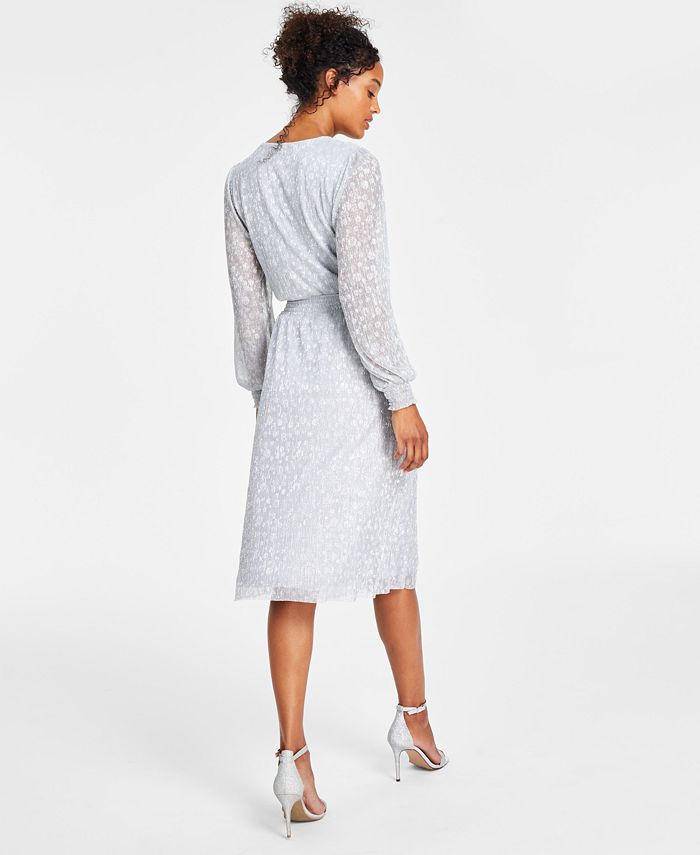 Vestido midi ajustado y metálico