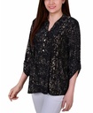 Blusa con mangas enrolladas