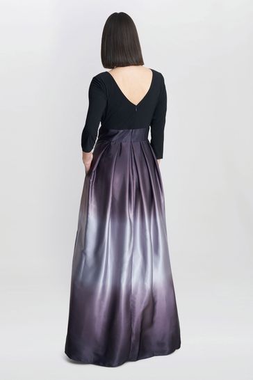 Vestido con falda plisada y degradado