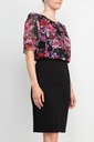 Vestido con corpiño de gasa floral