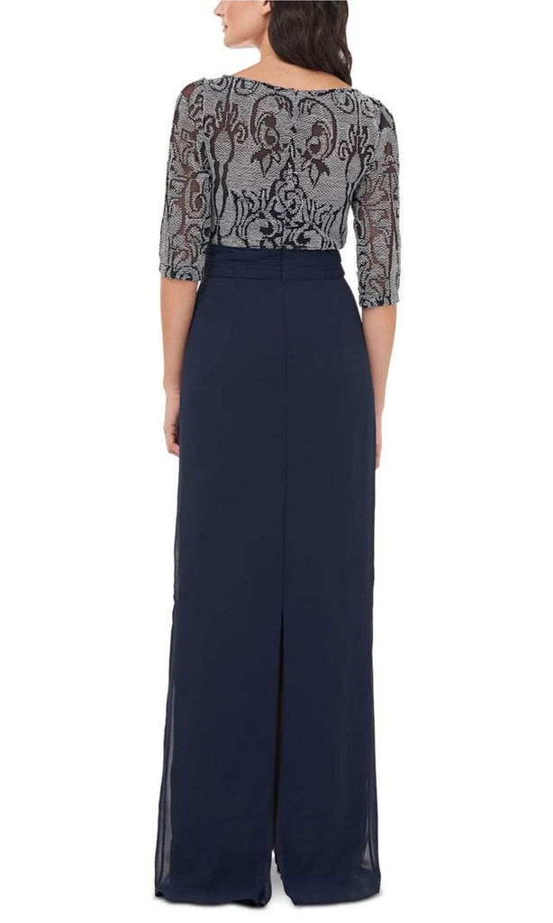 Vestido con cintura plisada y corpiño adornado
