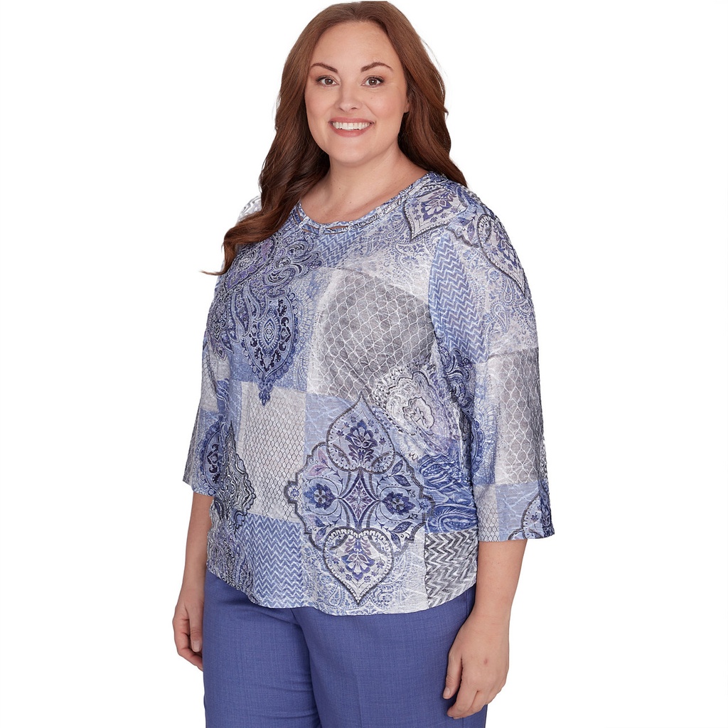 Blusa con parches de medallón