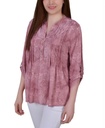 Blusa con mangas enrolladas