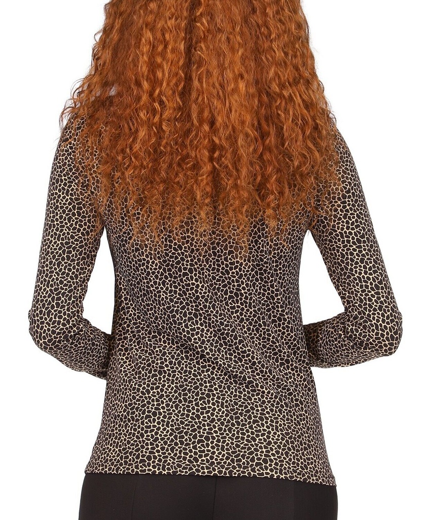 Blusa con abertura twist
