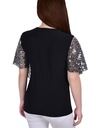 Blusa tipo poncho con lentejuelas