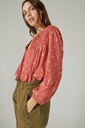 Blusa con canesú fruncido