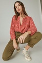 Blusa con canesú fruncido
