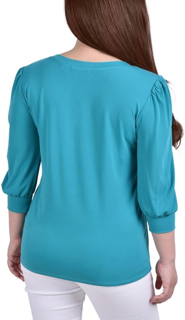 Blusa tachonada del frente