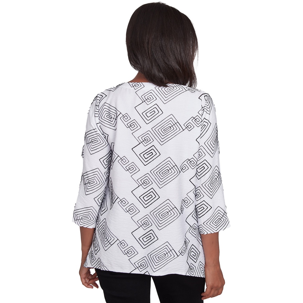 BLusa con tejido geométrico