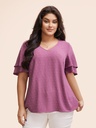 Blusa de lunares con escote en V