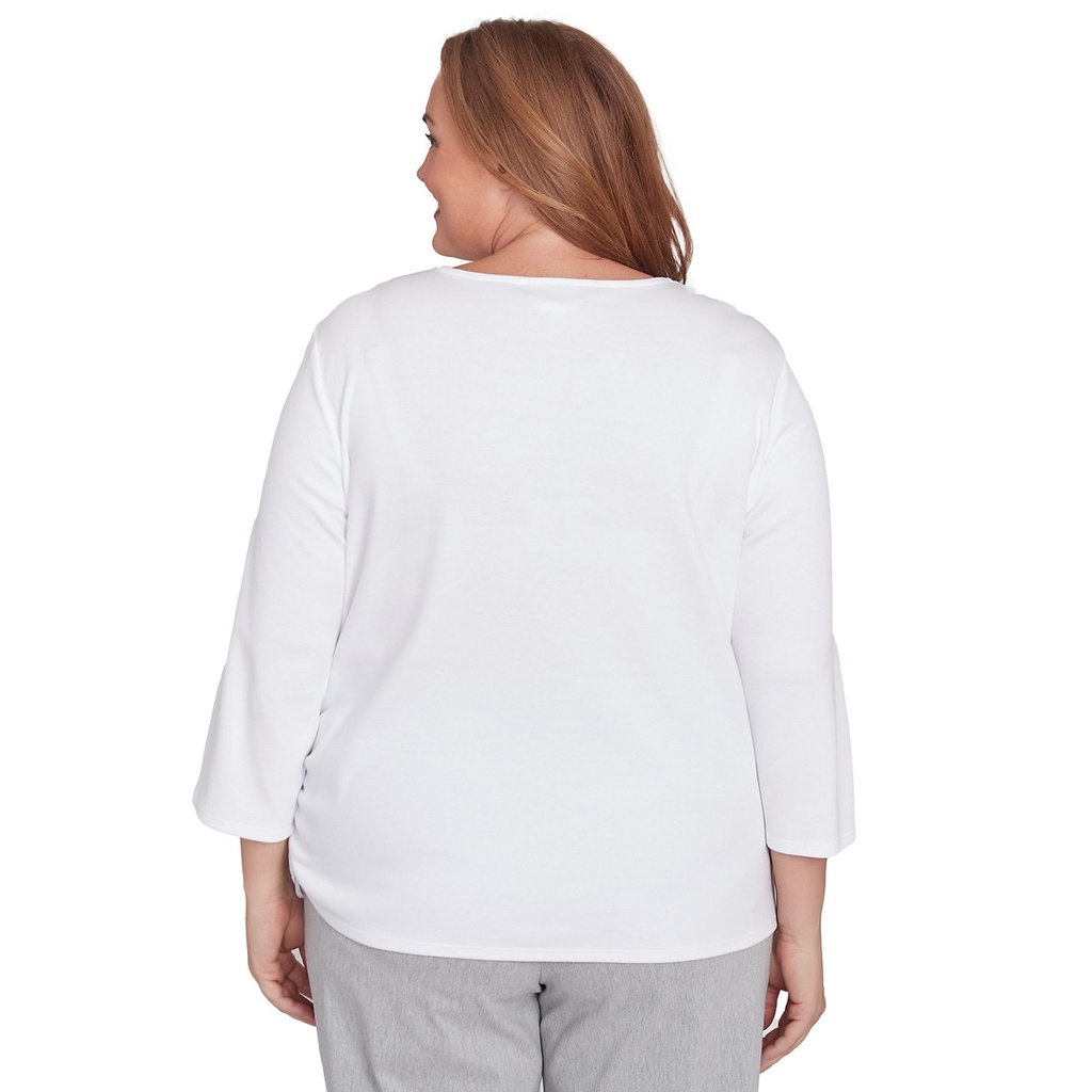 Blusa con ribete de encaje liso y collar