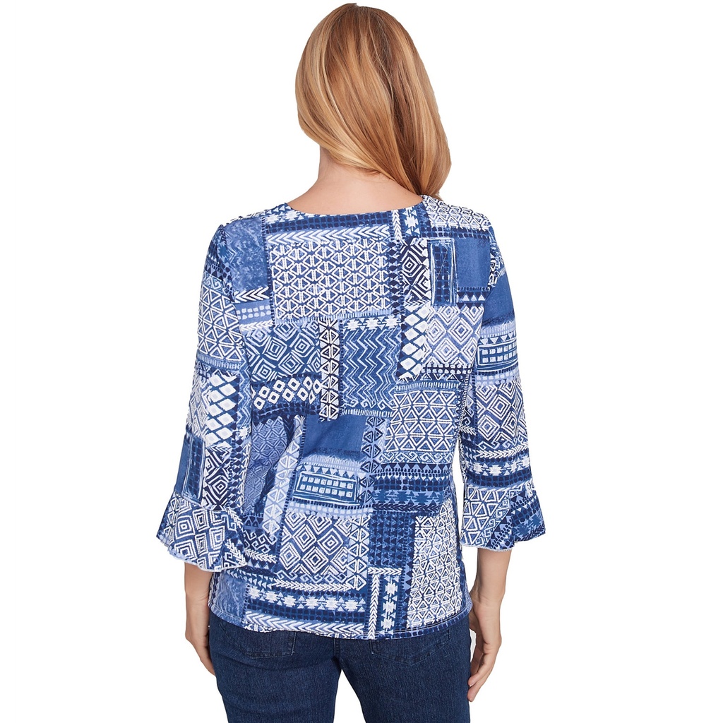 Blusa con bordado floral