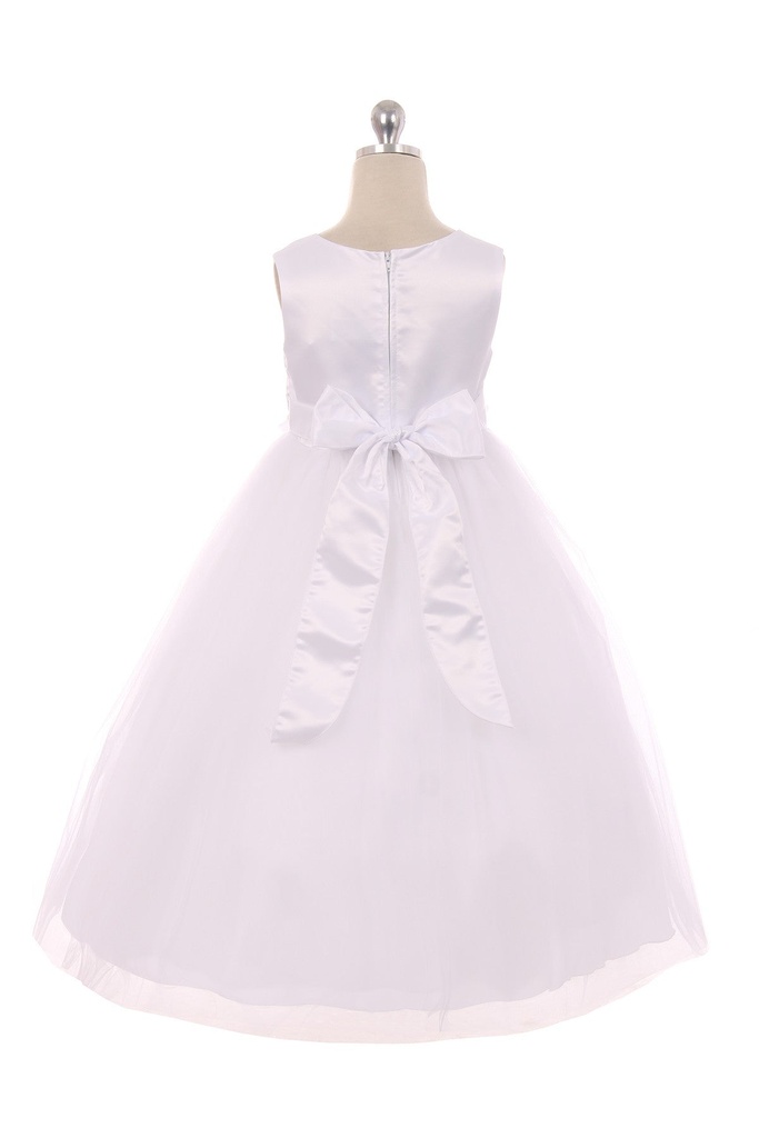 Vestido con pétalos de flores de satén