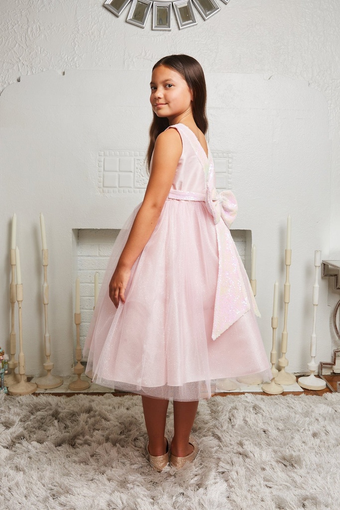Vestido princesa con ribete floral