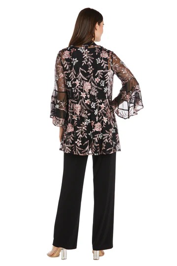 Traje floral con pantalón y saco