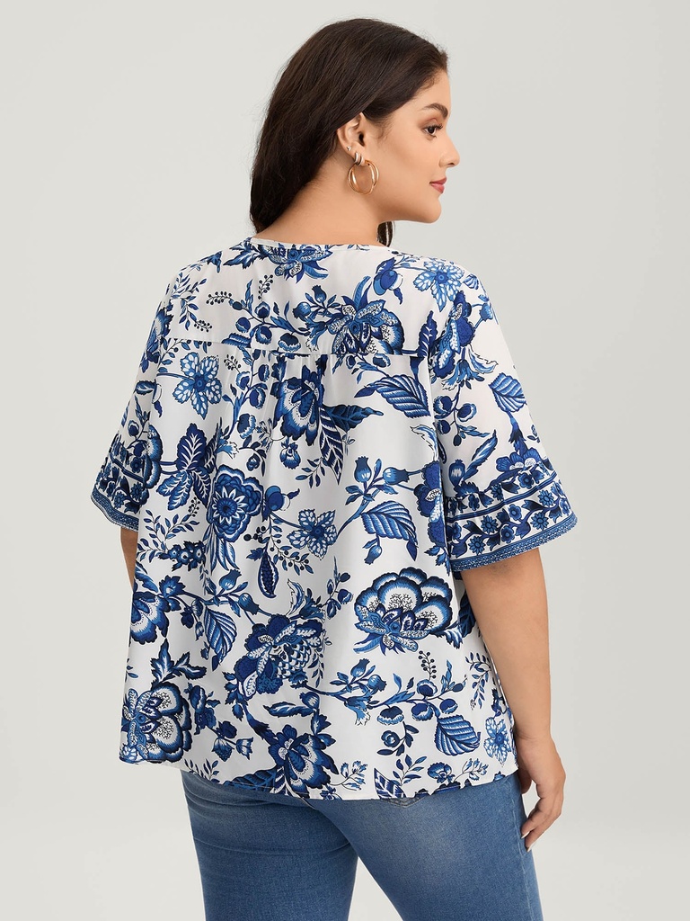 Blusa con borlas y estampado Bohemio