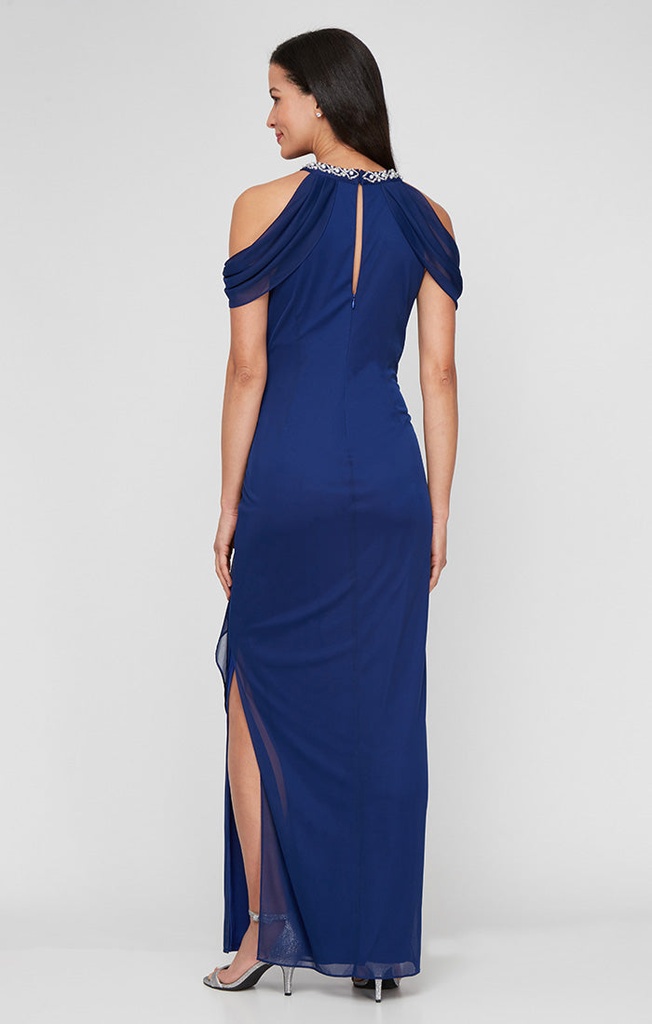 Vestido con aplicaciones florales