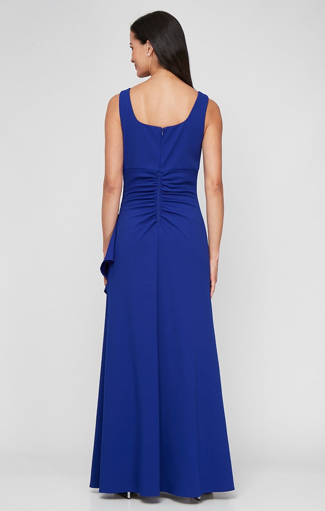 Vestido con bolero de escote de pedrería