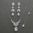 Juego de collar con aretes minimalista