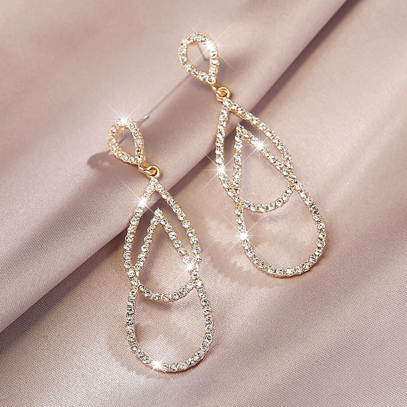 Aretes con diamantes de gota de agua (copia)
