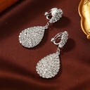 Aretes de borla con diamantes