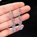 Aretes colgantes de circonitas