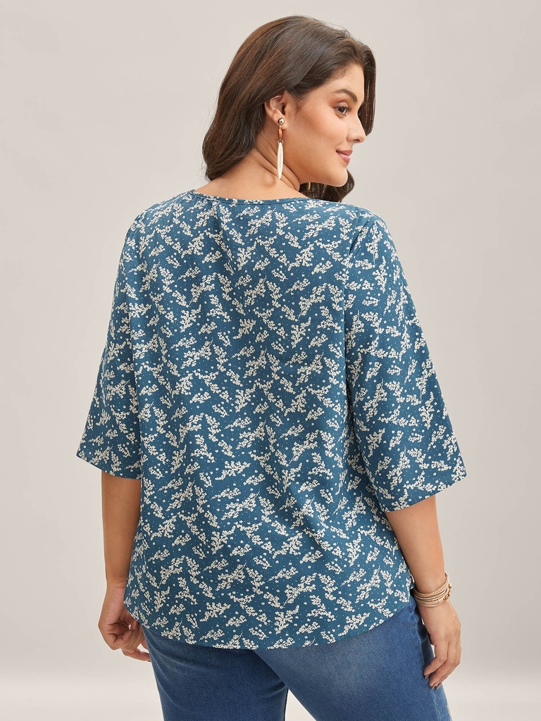 Blusa floral con botones