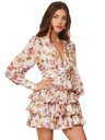 Vestido floral con volantes en capas