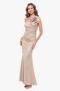 Vestido brillante con ribete de volantes