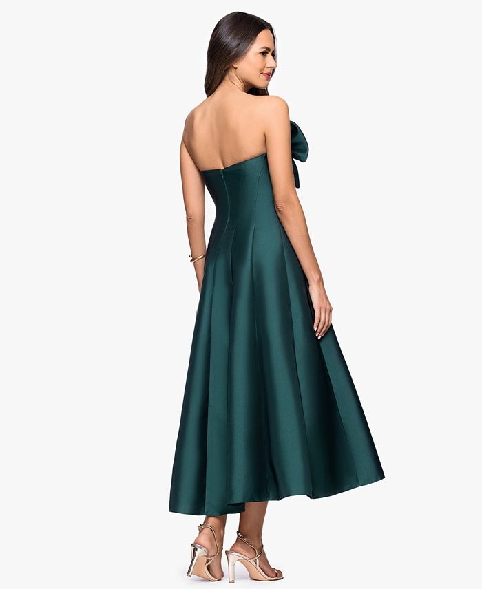 Vestido denim con cuello cuadrado