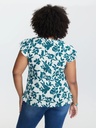 Blusa floral con detalles plisados