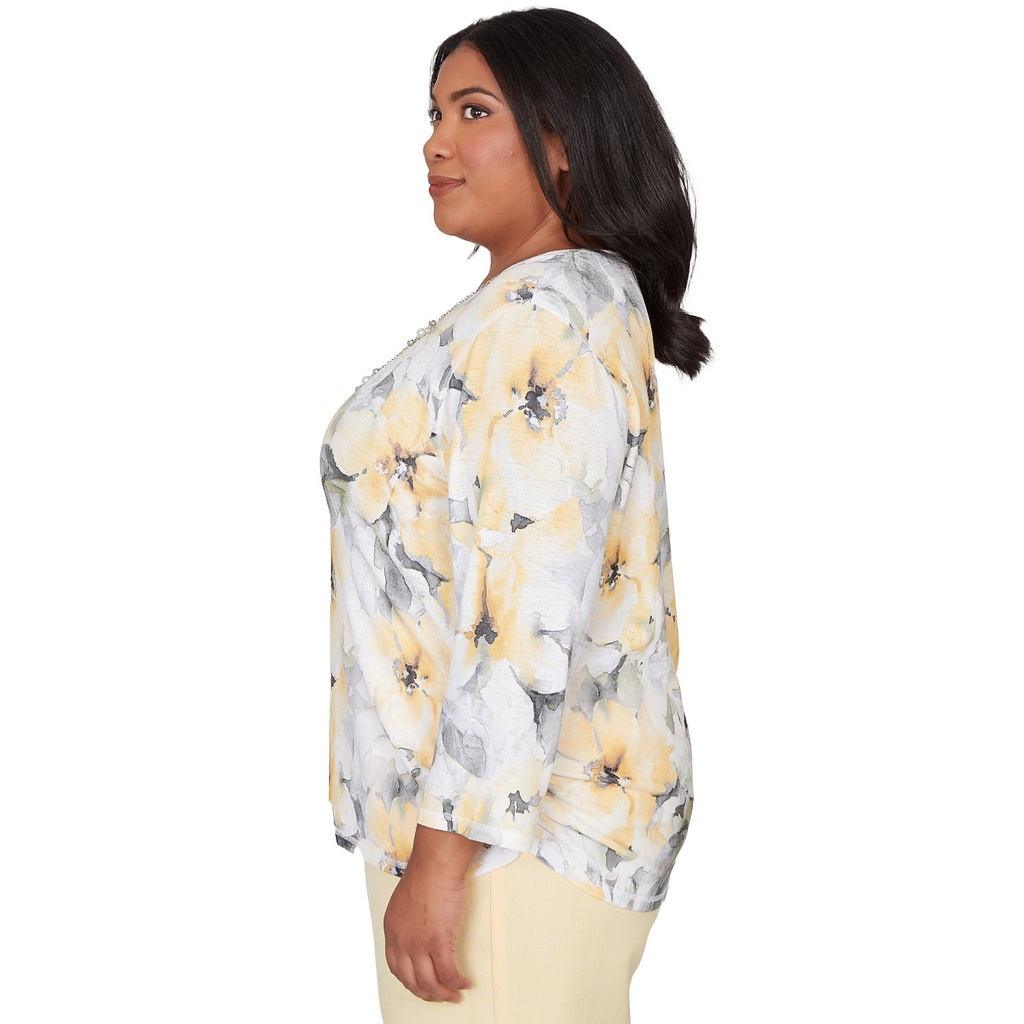 Blusa texturizada de diseño floral