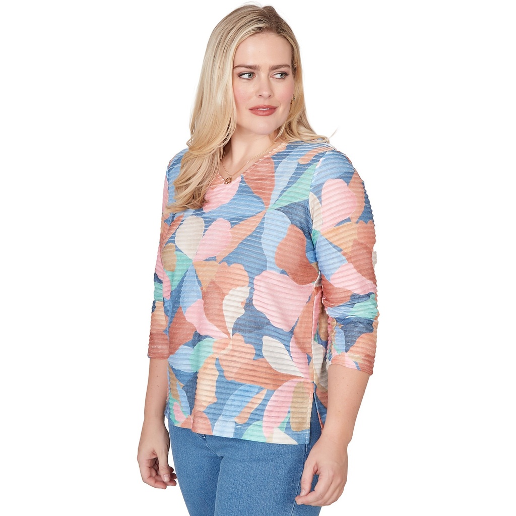 Blusa floral de diseño acuarela