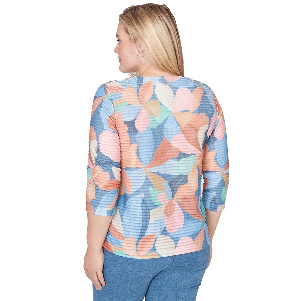 Blusa texturizada de diseño floral