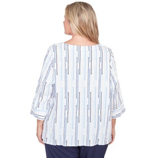Blusa texturizada de diseño floral