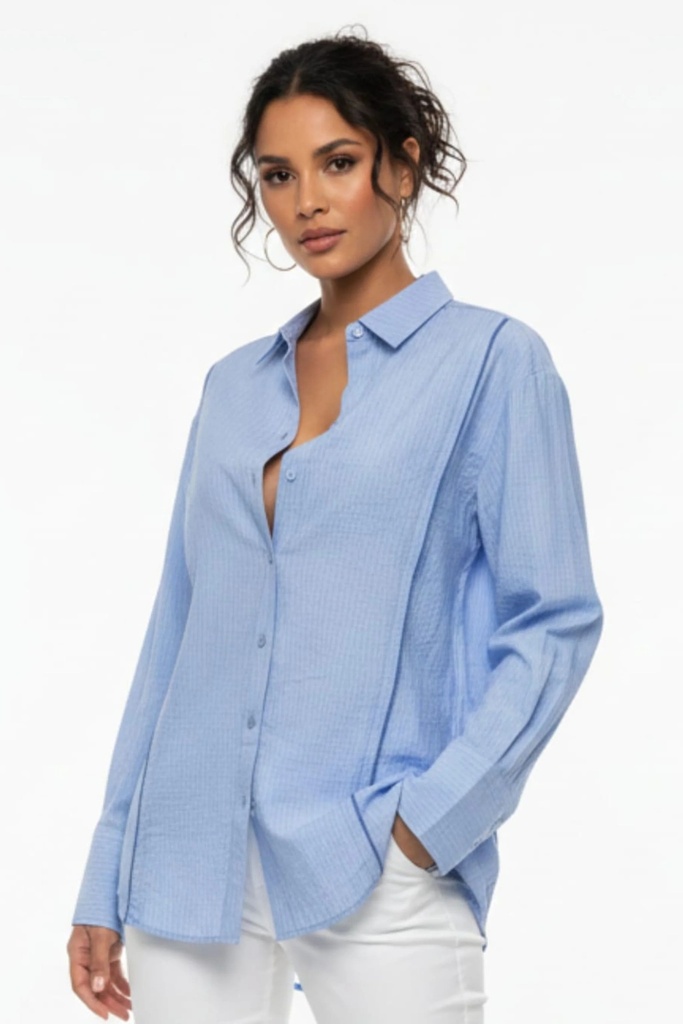 Blusa camisera a rayas con pinzas