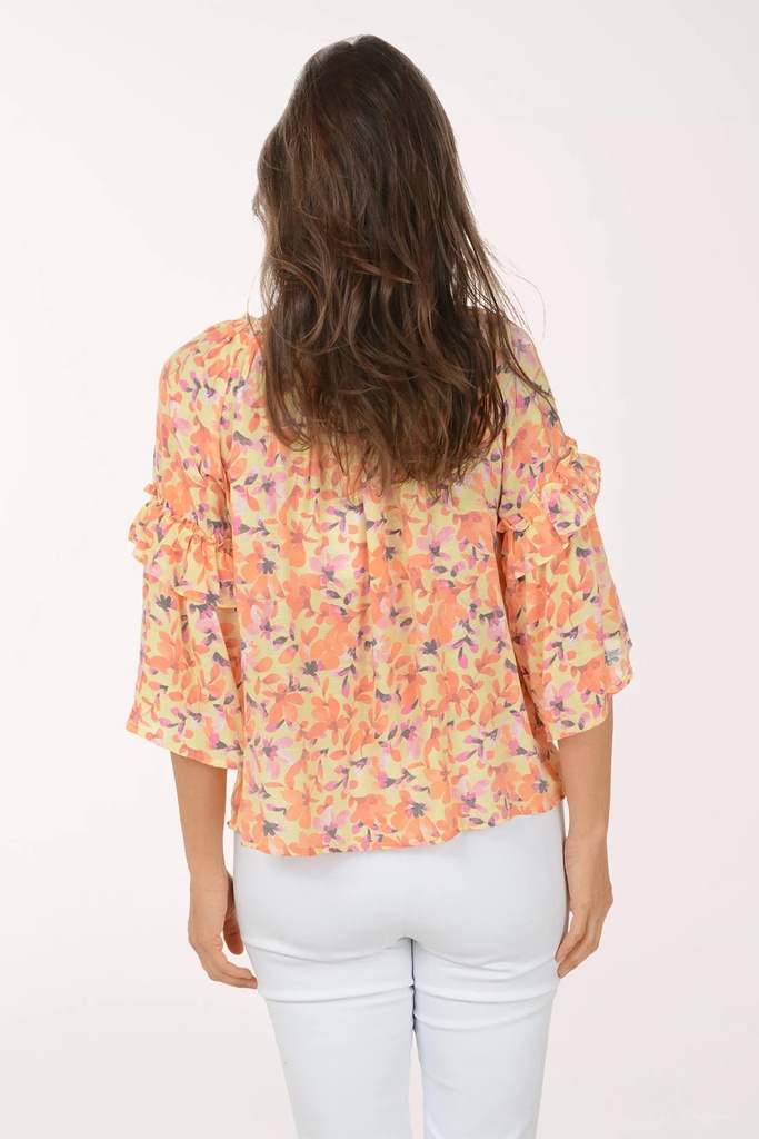 Blusa con mangas acampanadas