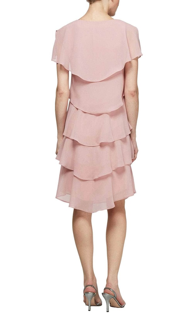 Vestido con corpiño escalonado