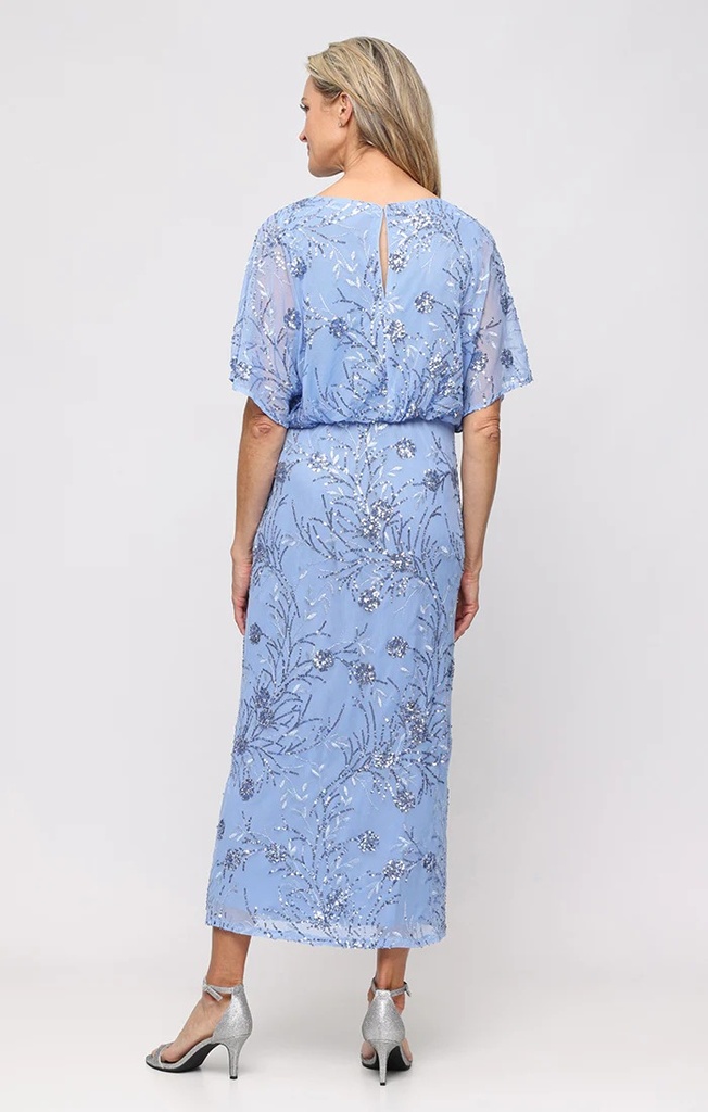 Vestido con corpiño de lentejuelas