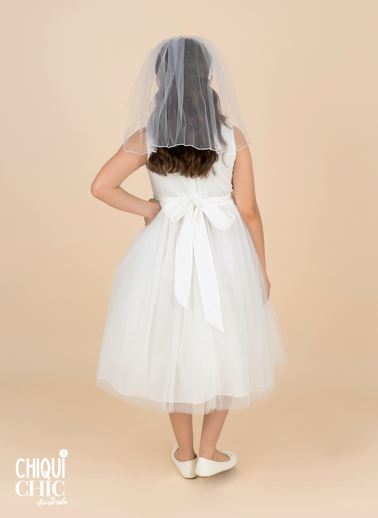 Vestido con encaje y falda de tul