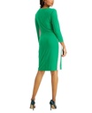 Vestido drapeado con líneas laterales