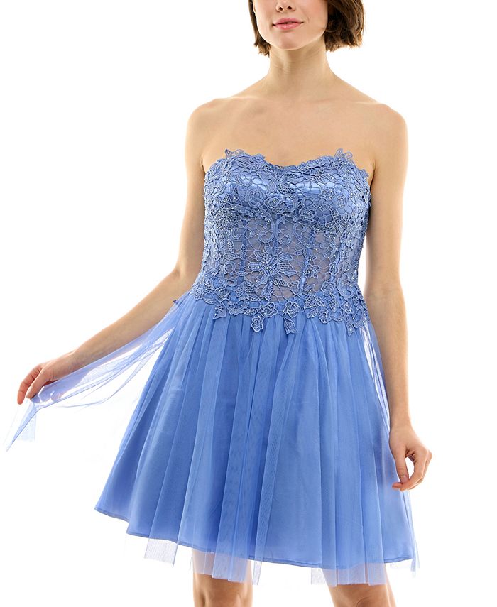 Vestido de tul y corpiño de encaje