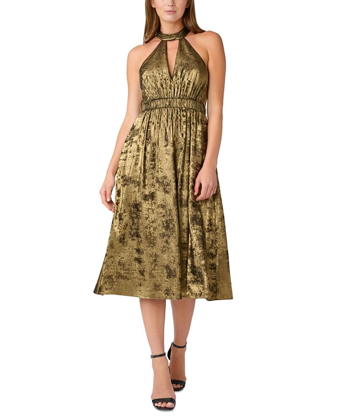 Vestido midi metálico y acampanado