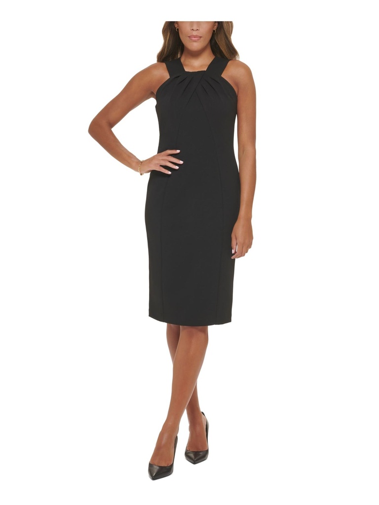 Vestido tubo con cuello halter plisado