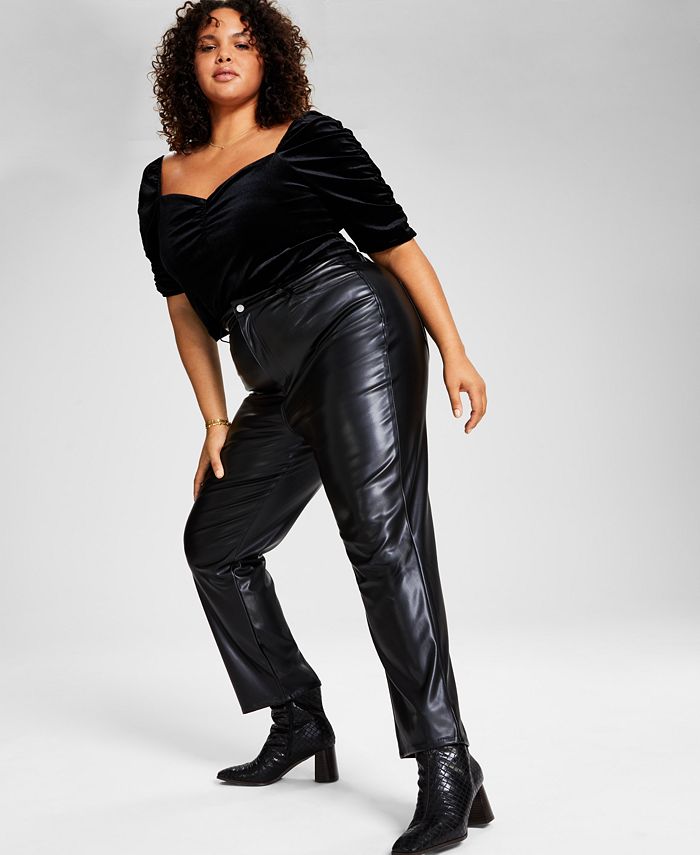 Pantalones de piel sintética