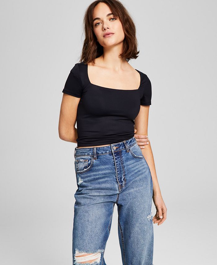 Blusa crop de escote cuadrado