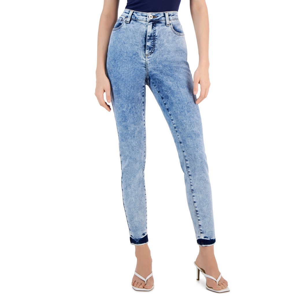 jeans skinny con efecto desteñido